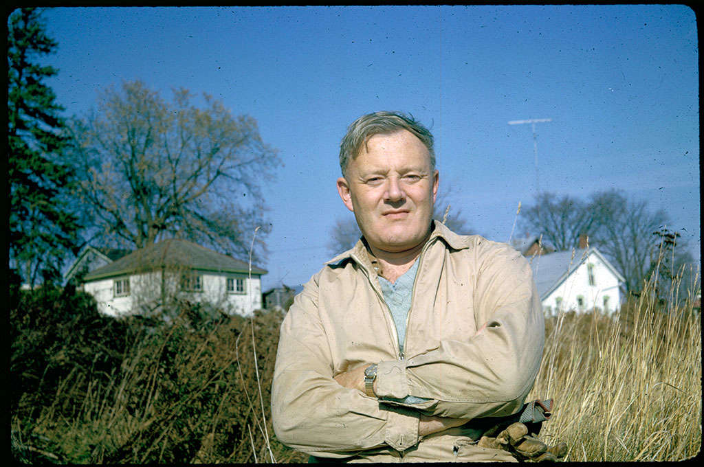 Bill-in-Garden-68-full-sizeweb