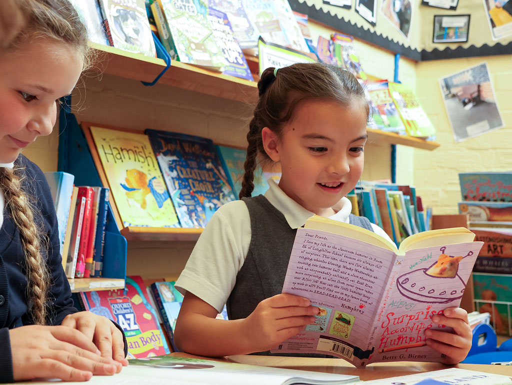 Rowan-class-at-cheveley